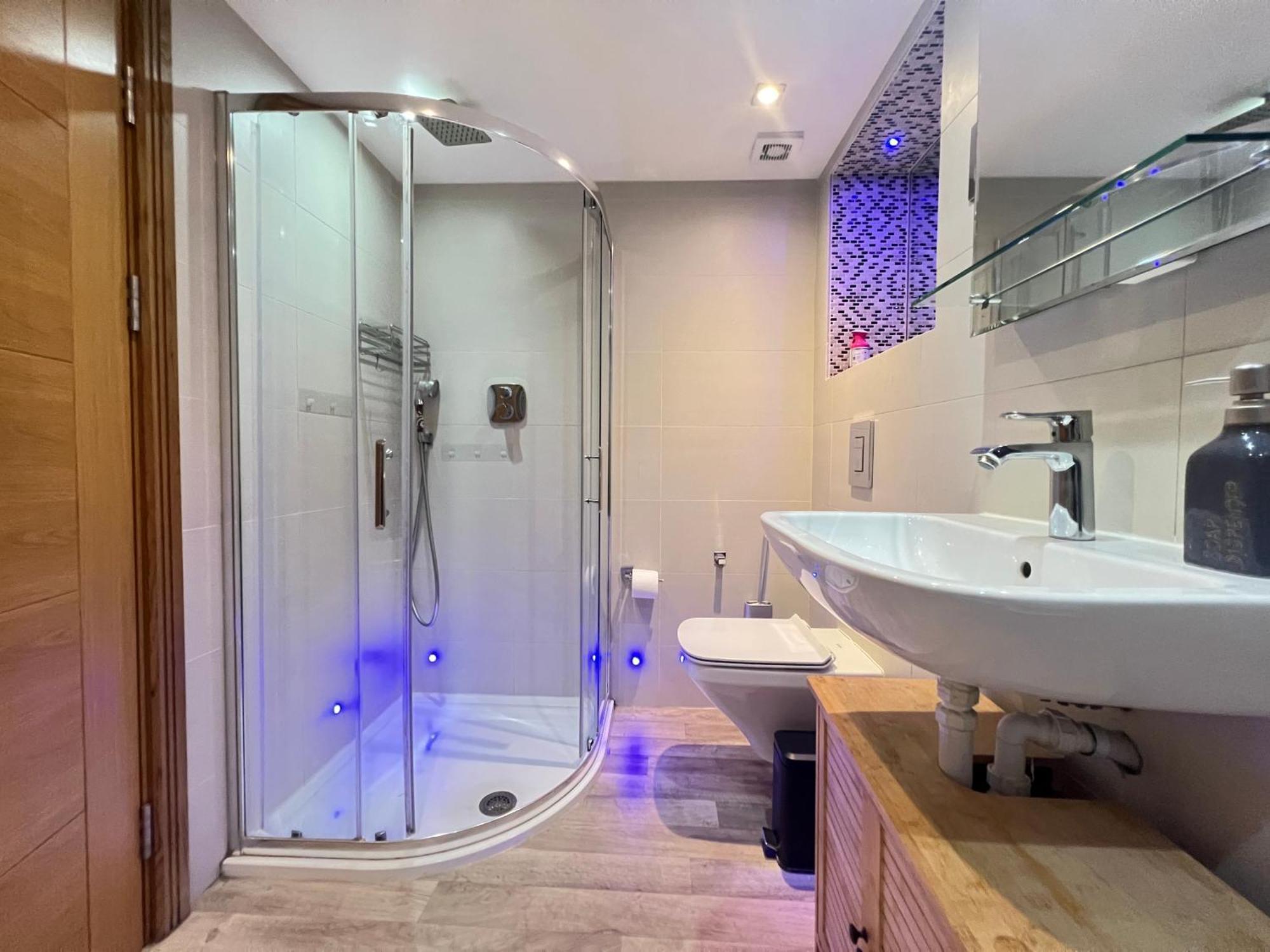 3.5 High Ceilings - Centrally Located London Ngoại thất bức ảnh