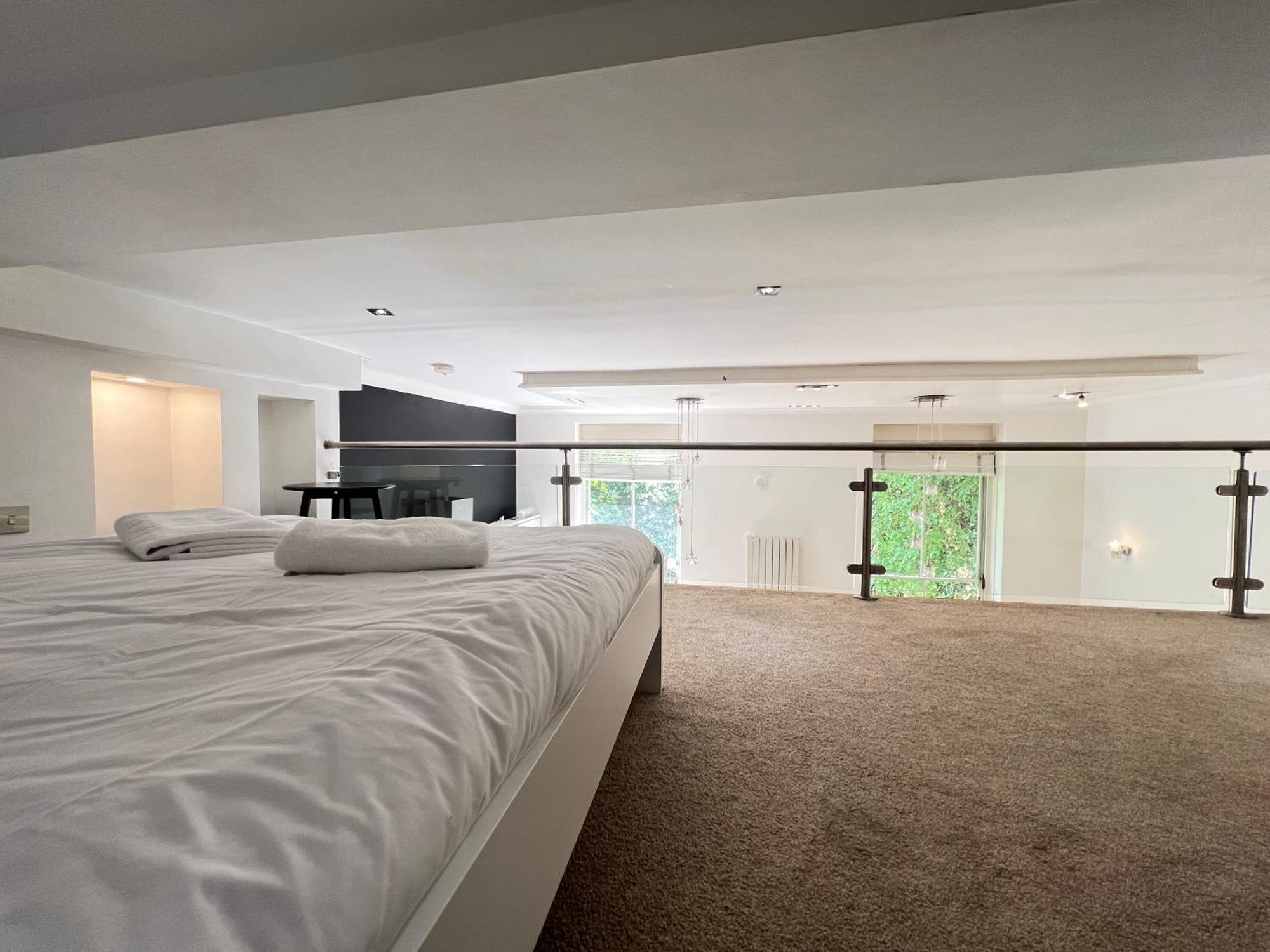 3.5 High Ceilings - Centrally Located London Ngoại thất bức ảnh