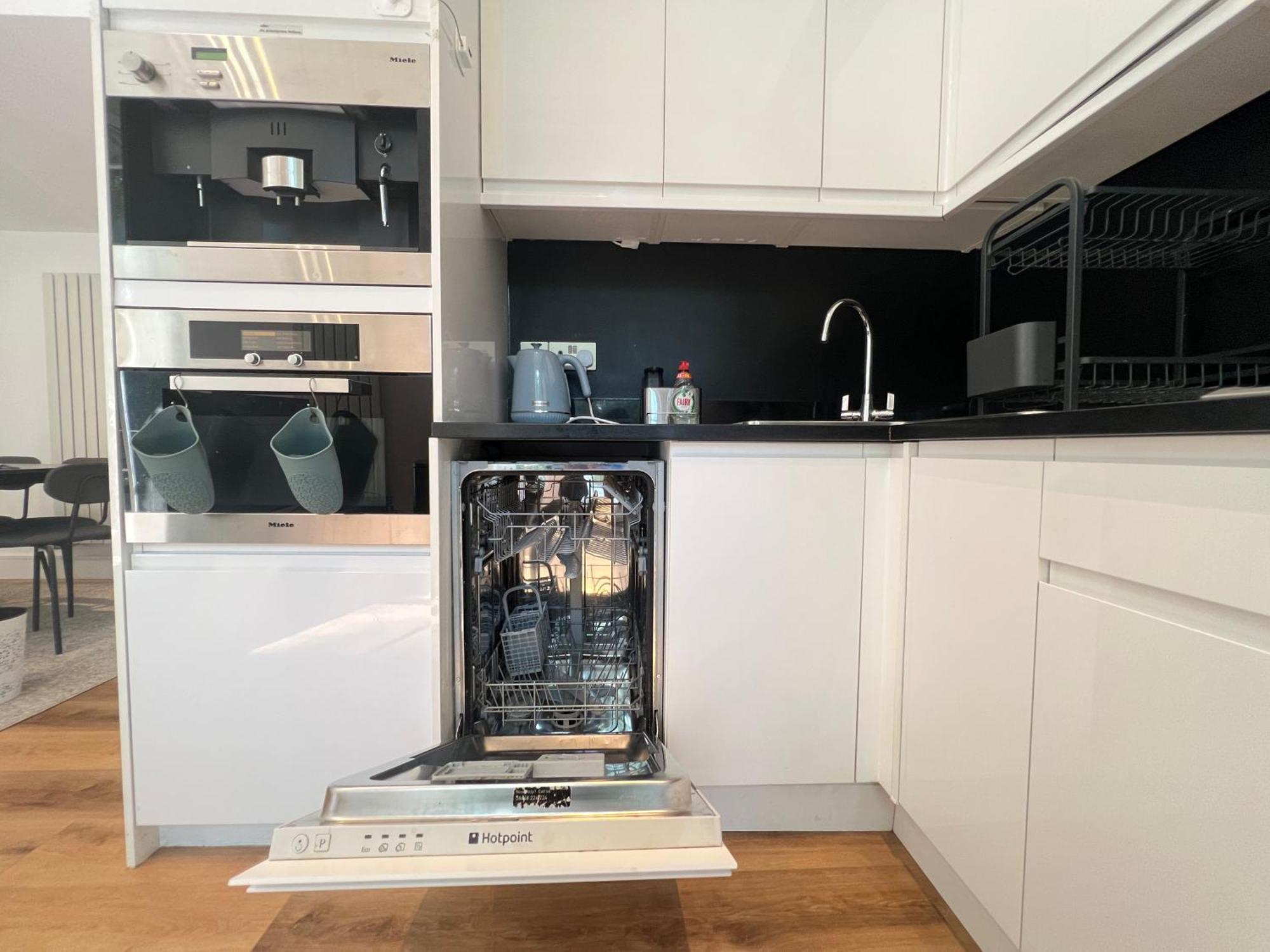 3.5 High Ceilings - Centrally Located London Ngoại thất bức ảnh