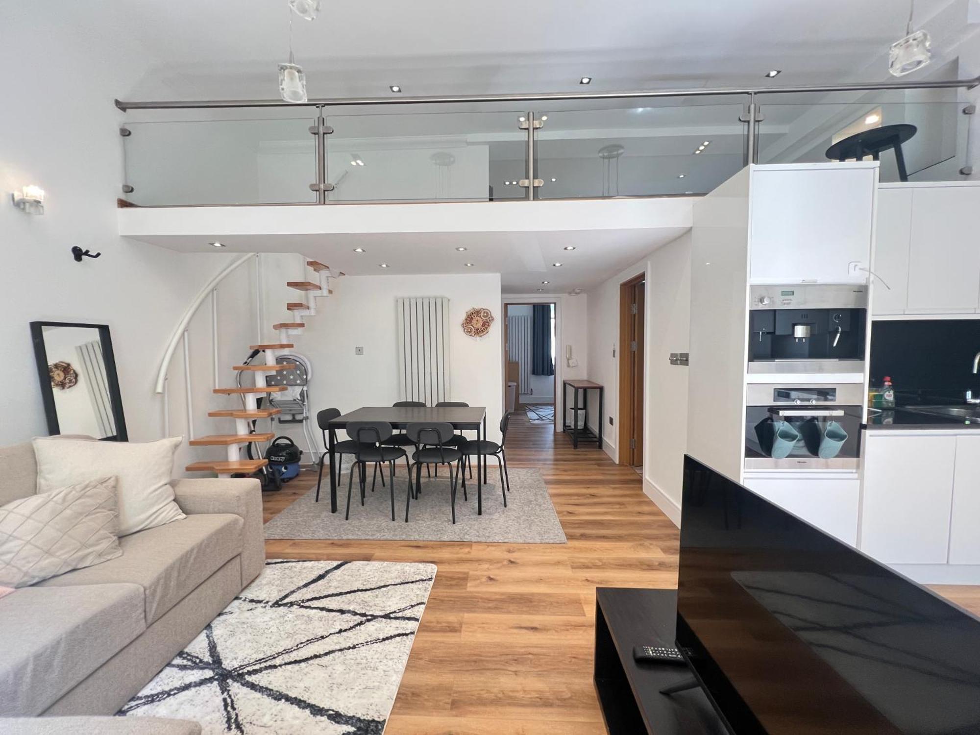 3.5 High Ceilings - Centrally Located London Ngoại thất bức ảnh